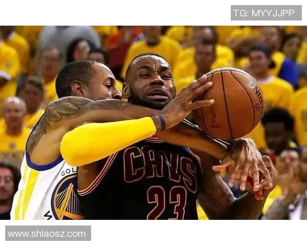 9号球衣的篮球明星背后的故事与传奇成就解析